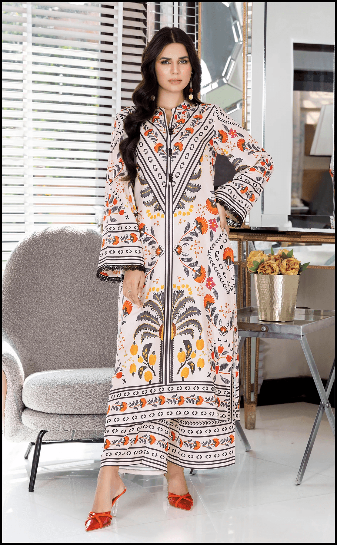 Silk Crepe Digital Printed Kurta & Trousers Set | No Colour Fading - SEEANS