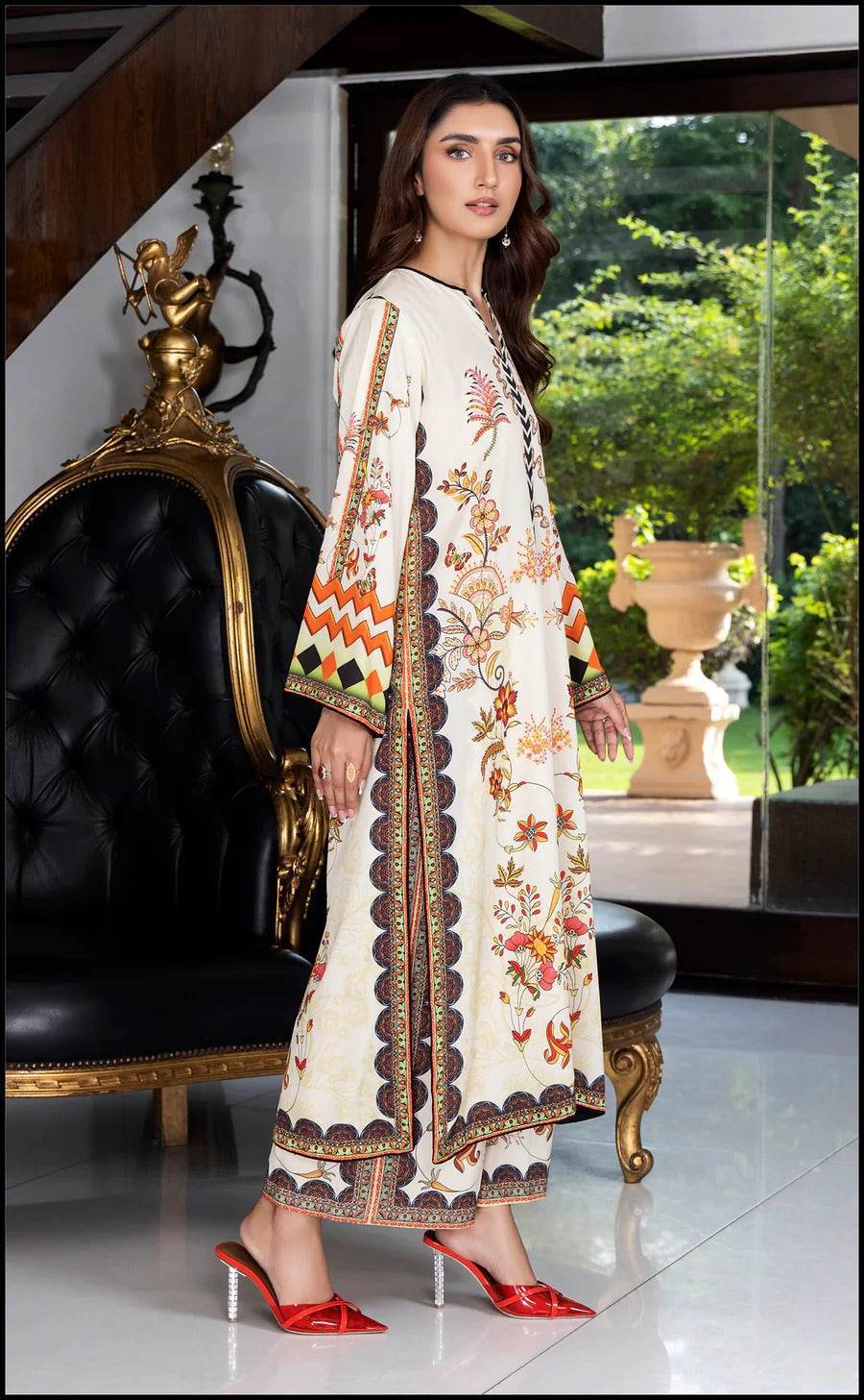 Silk Crepe Digital Printed Kurta & Trousers Set – No Color Fading Guarantee - SEEANS