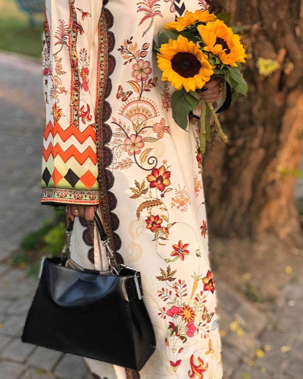 Silk Crepe Digital Printed Kurta & Trousers Set – No Color Fading Guarantee - SEEANS
