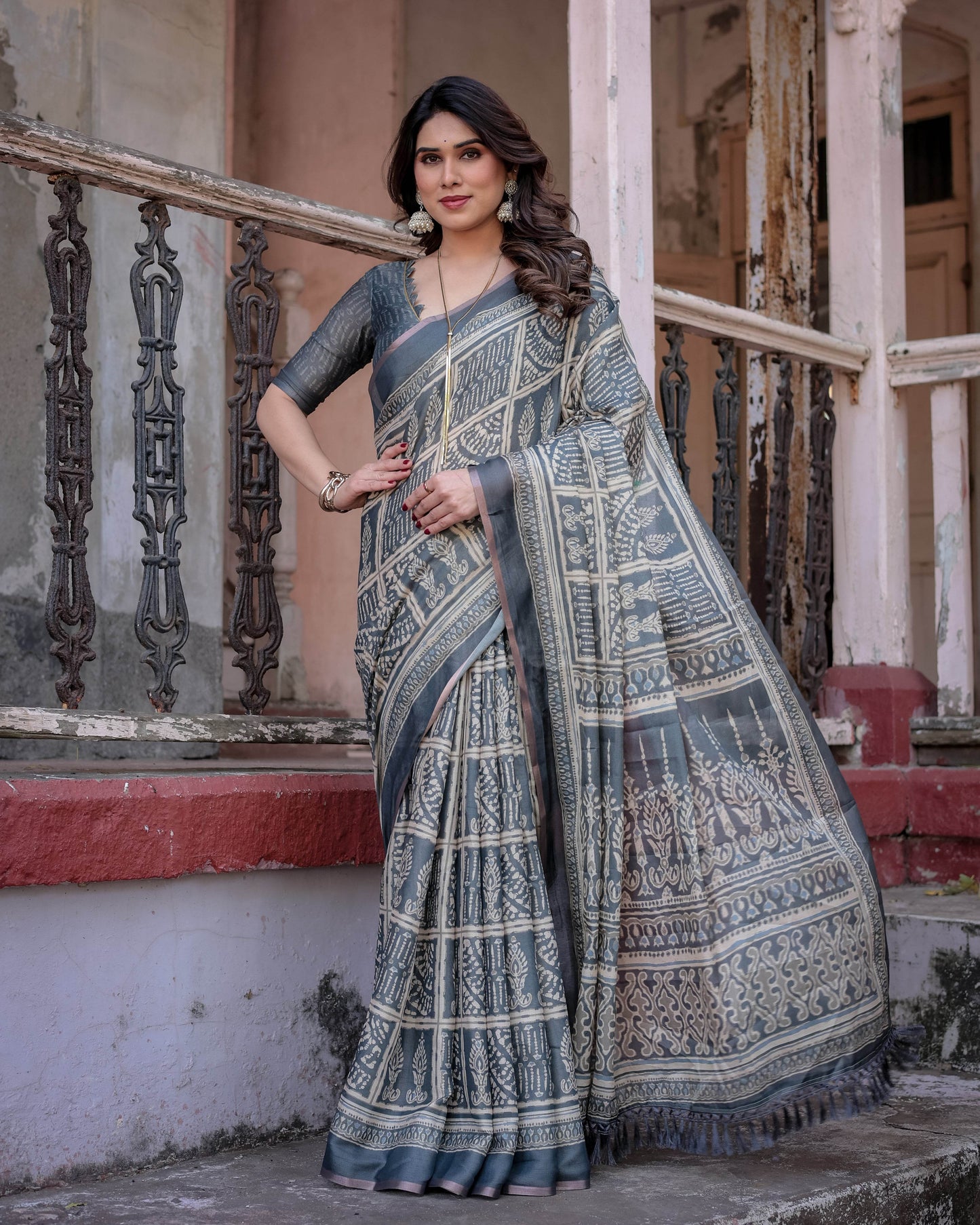 Multicolour Linen Saree with Traditional Patterns | Lightweight and Elegant - SEEANS