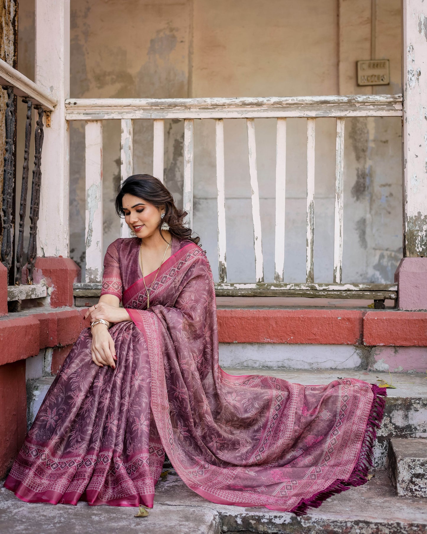 Multicolour Linen Saree with Traditional Patterns | Lightweight and Elegant - SEEANS