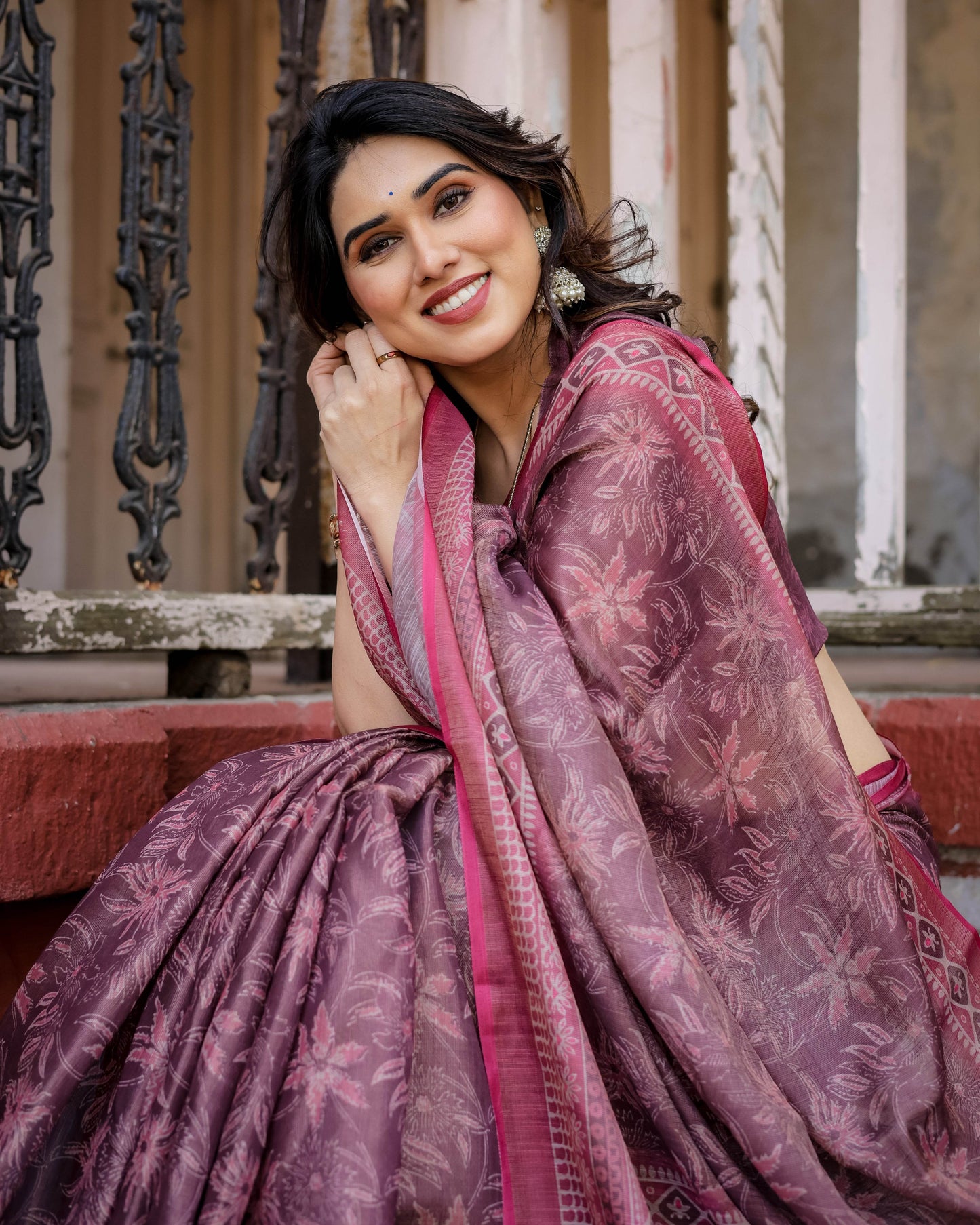 Multicolour Linen Saree with Traditional Patterns | Lightweight and Elegant - SEEANS