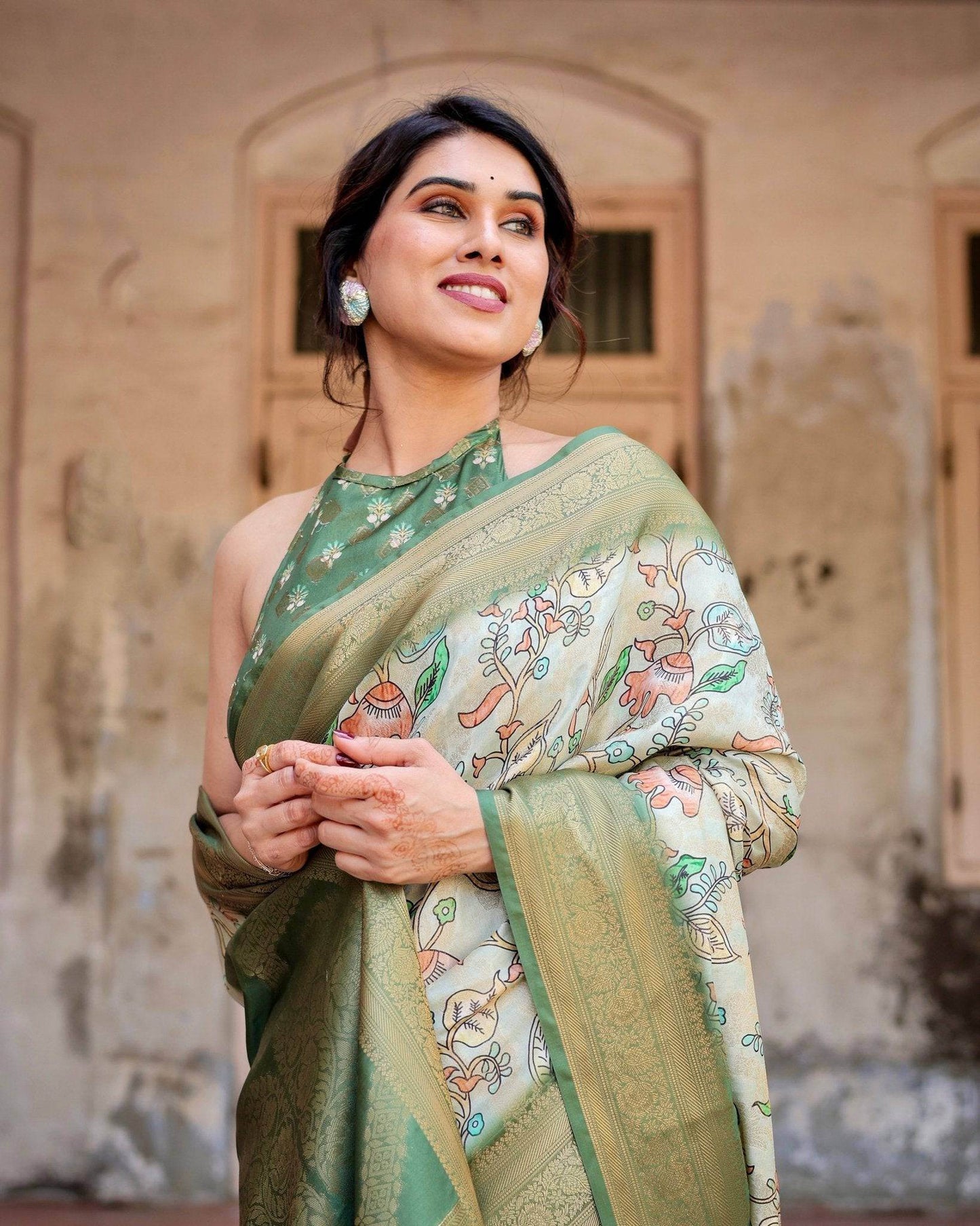 Timeless Green Banarasi Silk Saree with Zari Weaving and Tassels - SEEANS