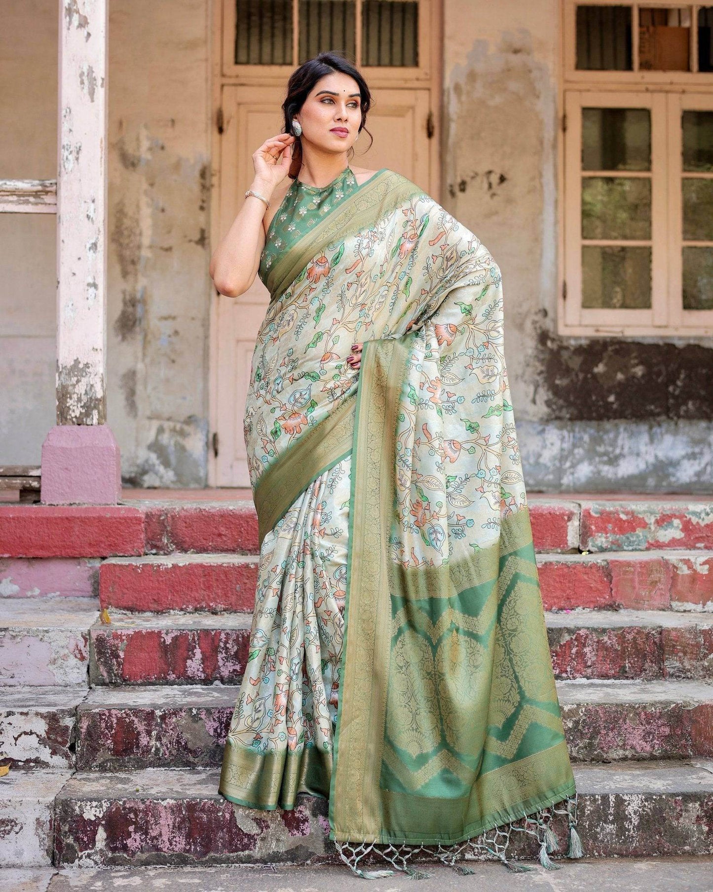 Timeless Green Banarasi Silk Saree with Zari Weaving and Tassels - SEEANS