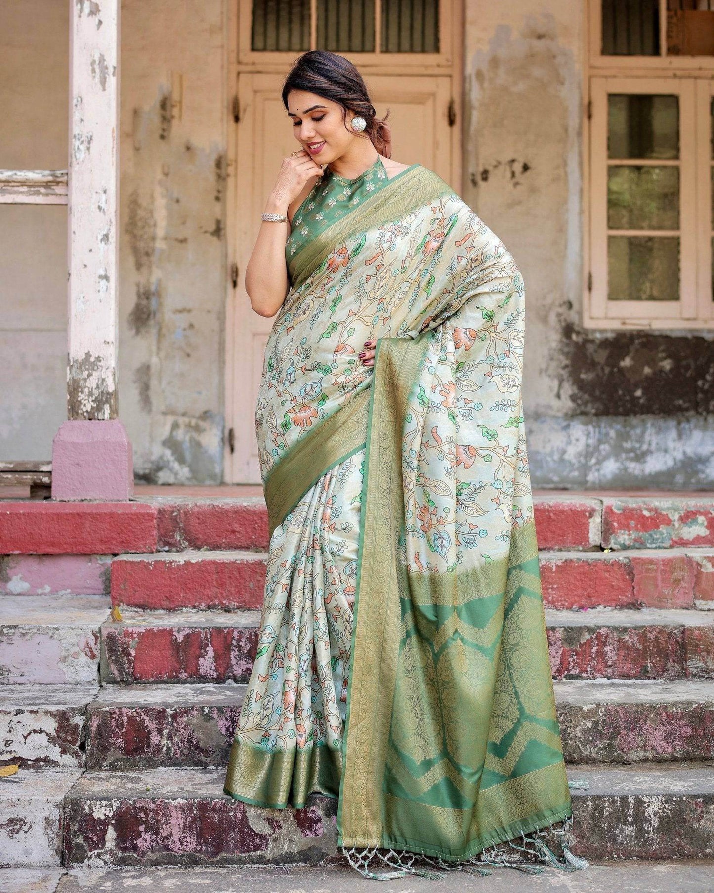 Timeless Green Banarasi Silk Saree with Zari Weaving and Tassels - SEEANS