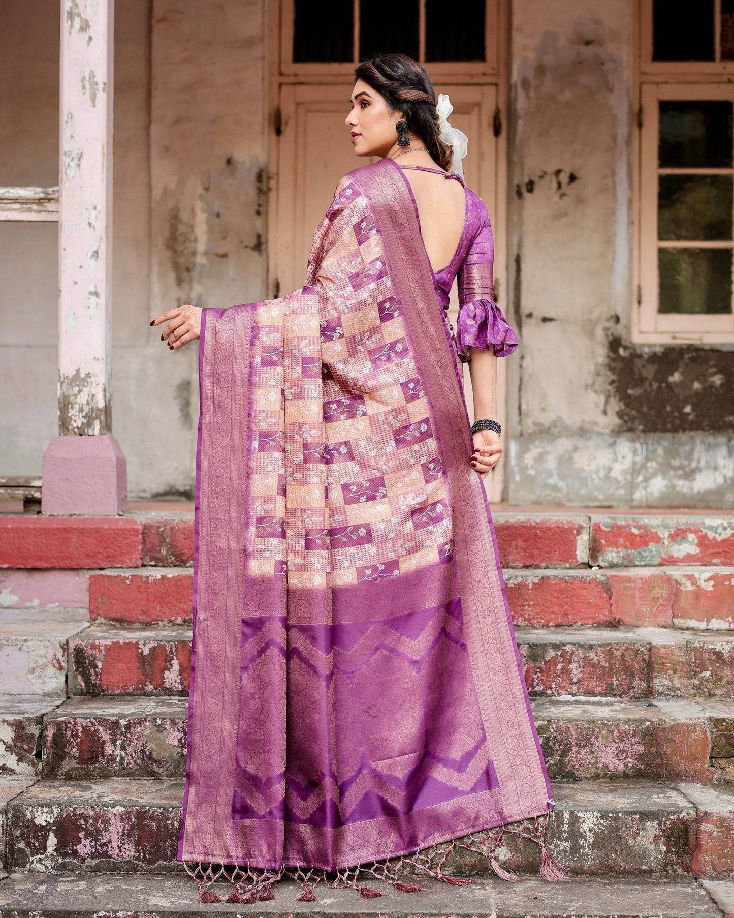 Exquisite Lavender Banarasi Silk Saree with Zari Weave and Tassels - SEEANS