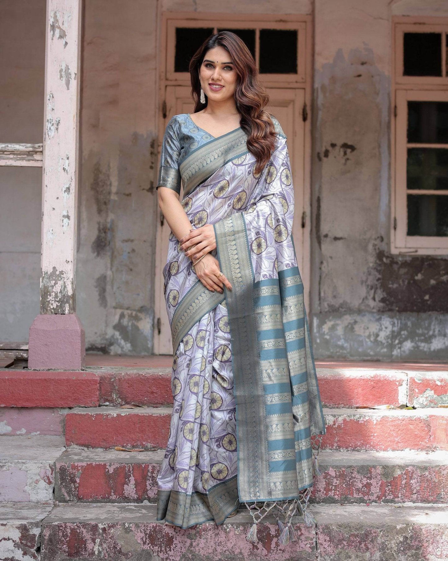 Sophisticated Lilac Banarasi Silk Saree with Floral Prints and Zari Tassel Border - SEEANS
