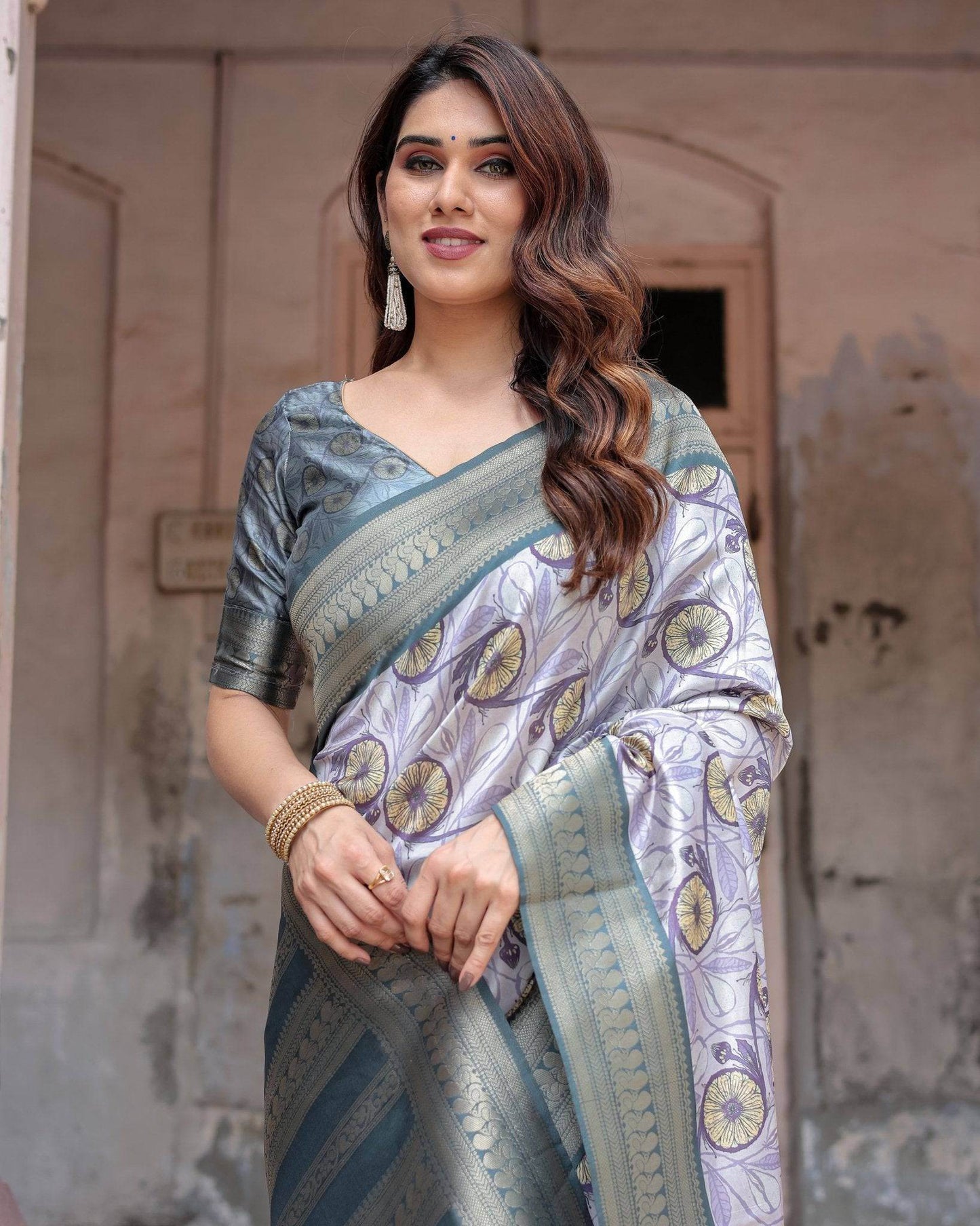 Sophisticated Lilac Banarasi Silk Saree with Floral Prints and Zari Tassel Border - SEEANS