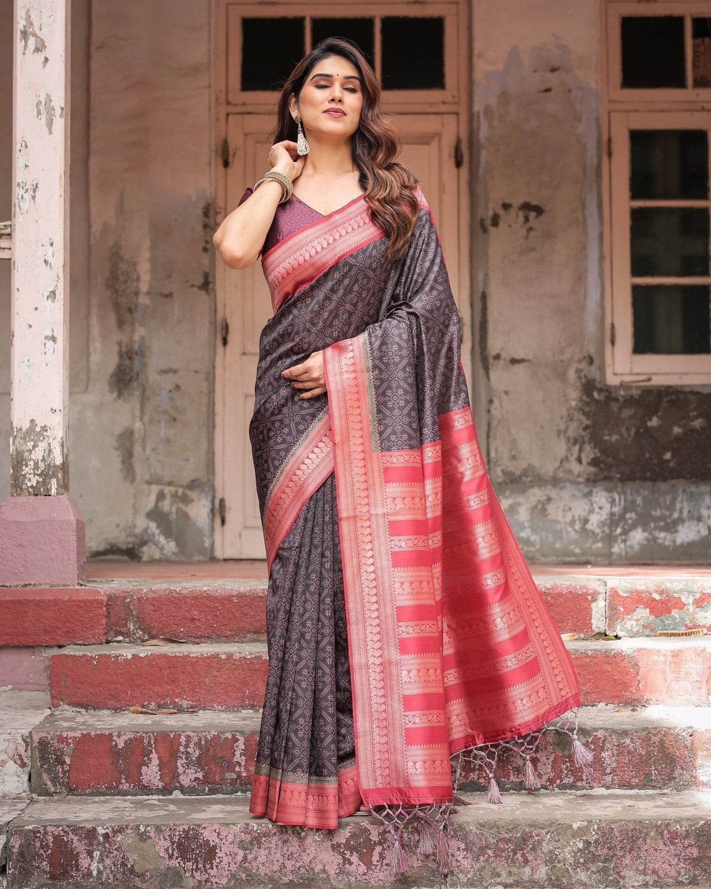 Black Banarasi Silk Saree with Intricate Pink Zari Border & Traditional Motifs - SEEANS