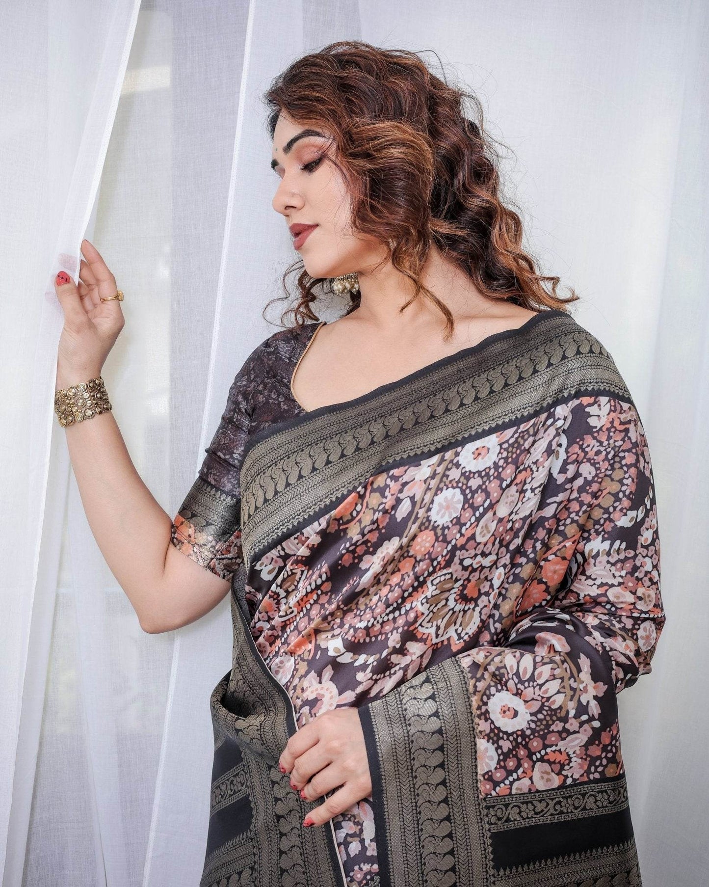 Exquisite Black and Pink Floral Banarasi Silk Saree with Intricate Tassels - SEEANS