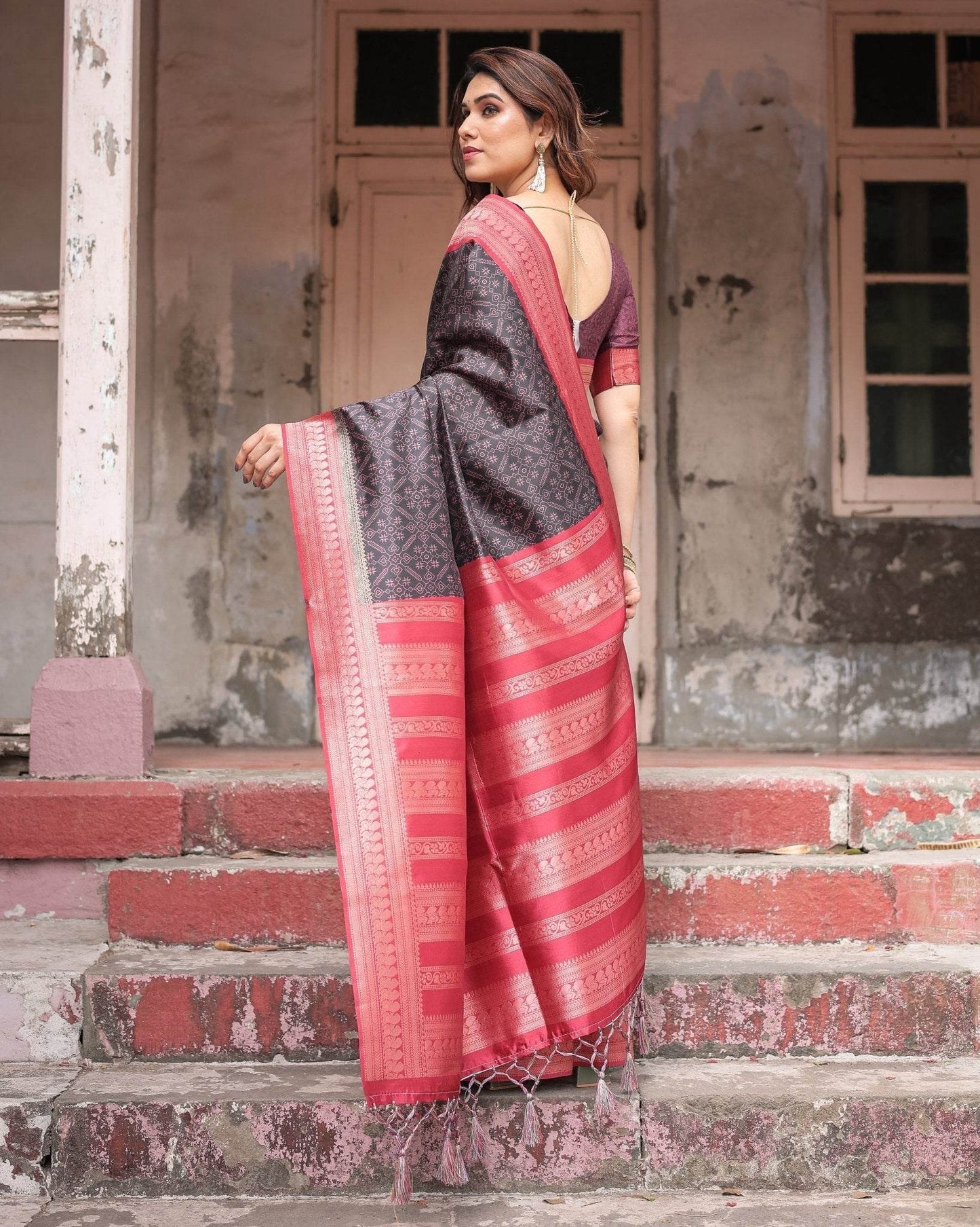 Black Banarasi Silk Saree with Intricate Pink Zari Border & Traditional Motifs - SEEANS