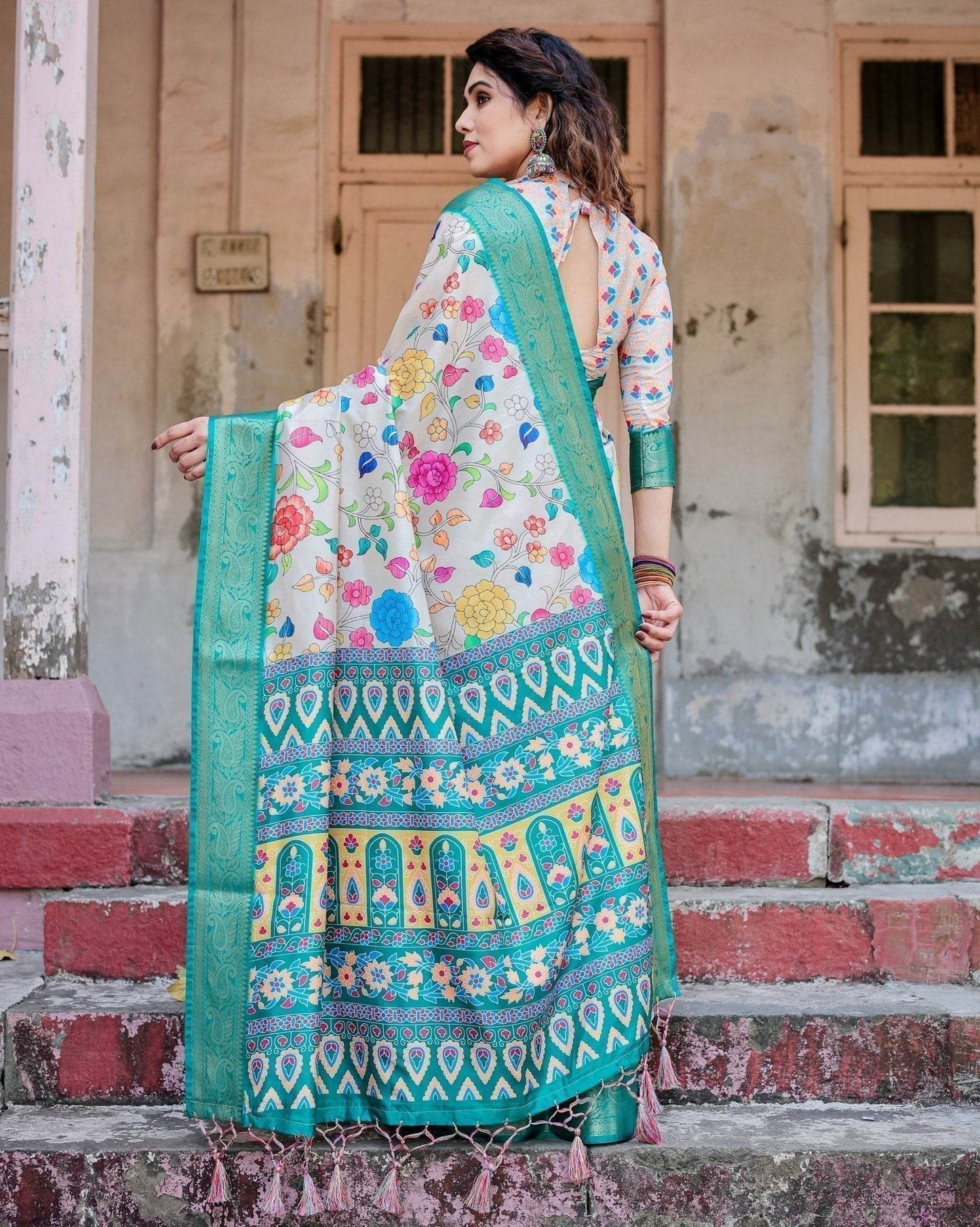 Elegant Multicolor Floral Digital Print Saree with Ornate Green Border and Artistic Pallu - SEEANS
