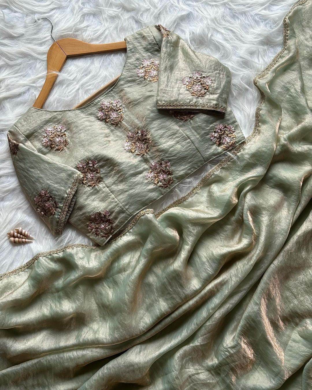 Golden Soft Rich Saree with Lace Border & Stitched Blouse - SEEANS