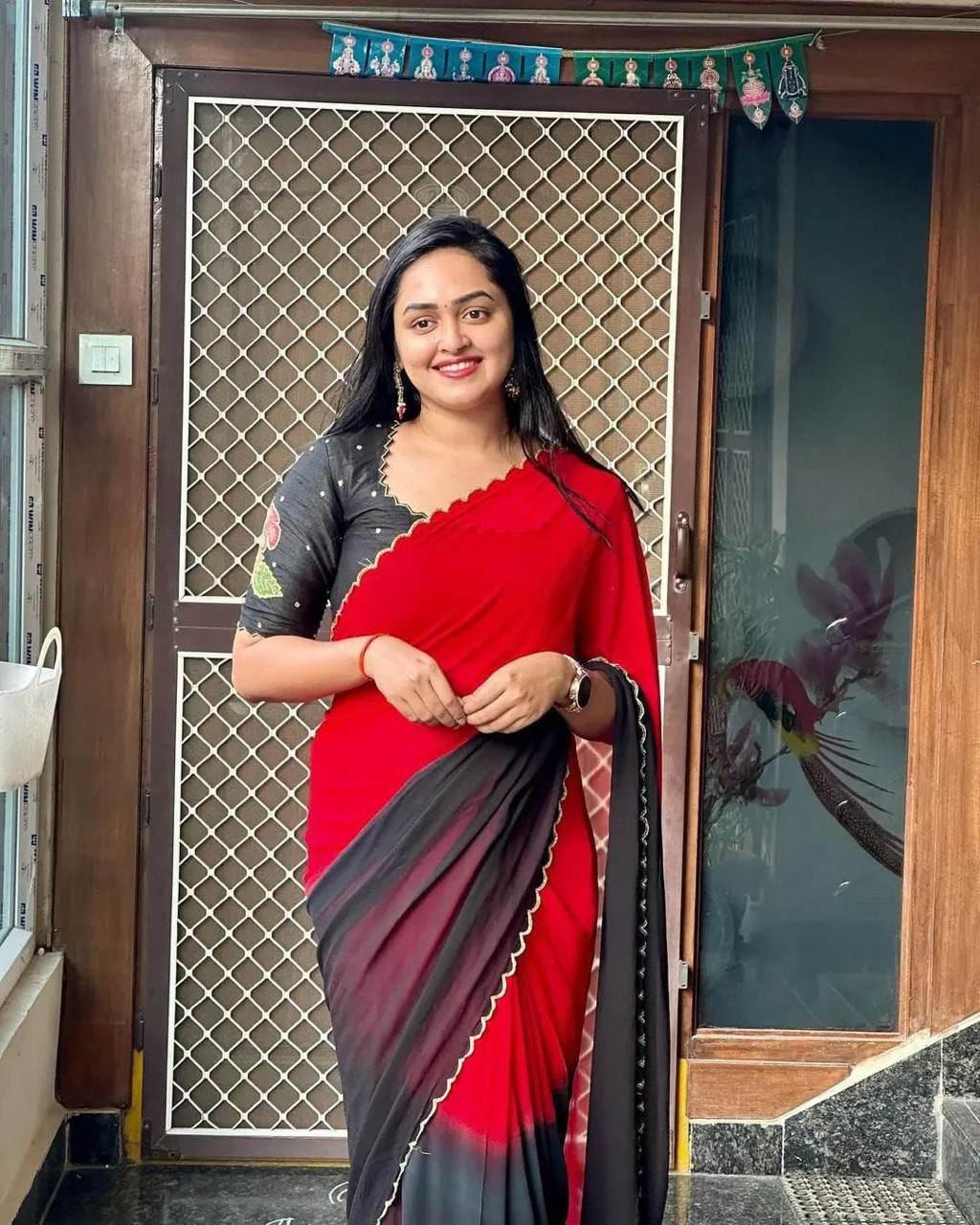 Handcrafted Georgette Khatli Work Saree with Unstitched Blouse – 5.5 Mtr - SEEANS