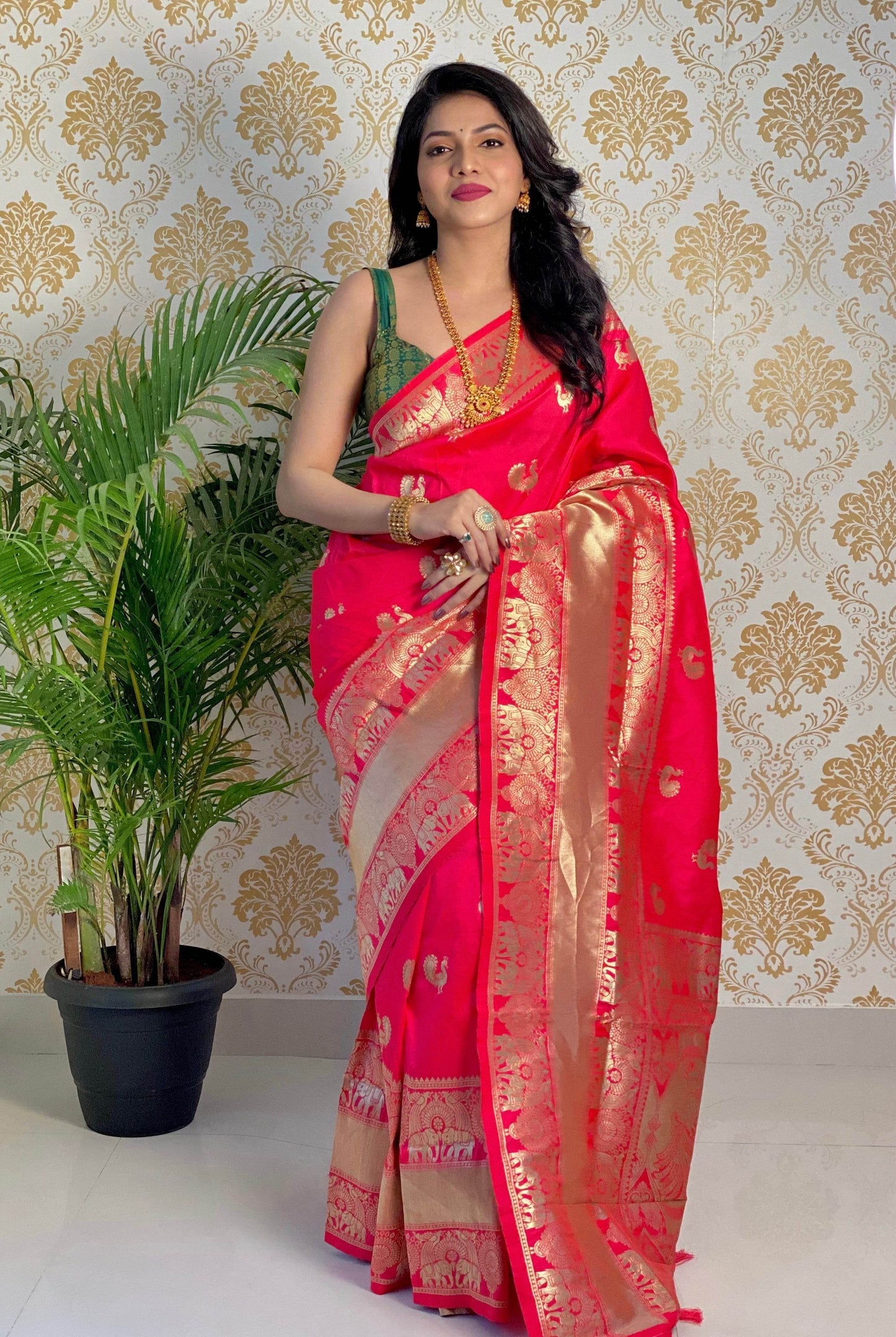 Pure Banarasi Silk Saree with Zari Weaving - Vintage Royal Design - SEEANS