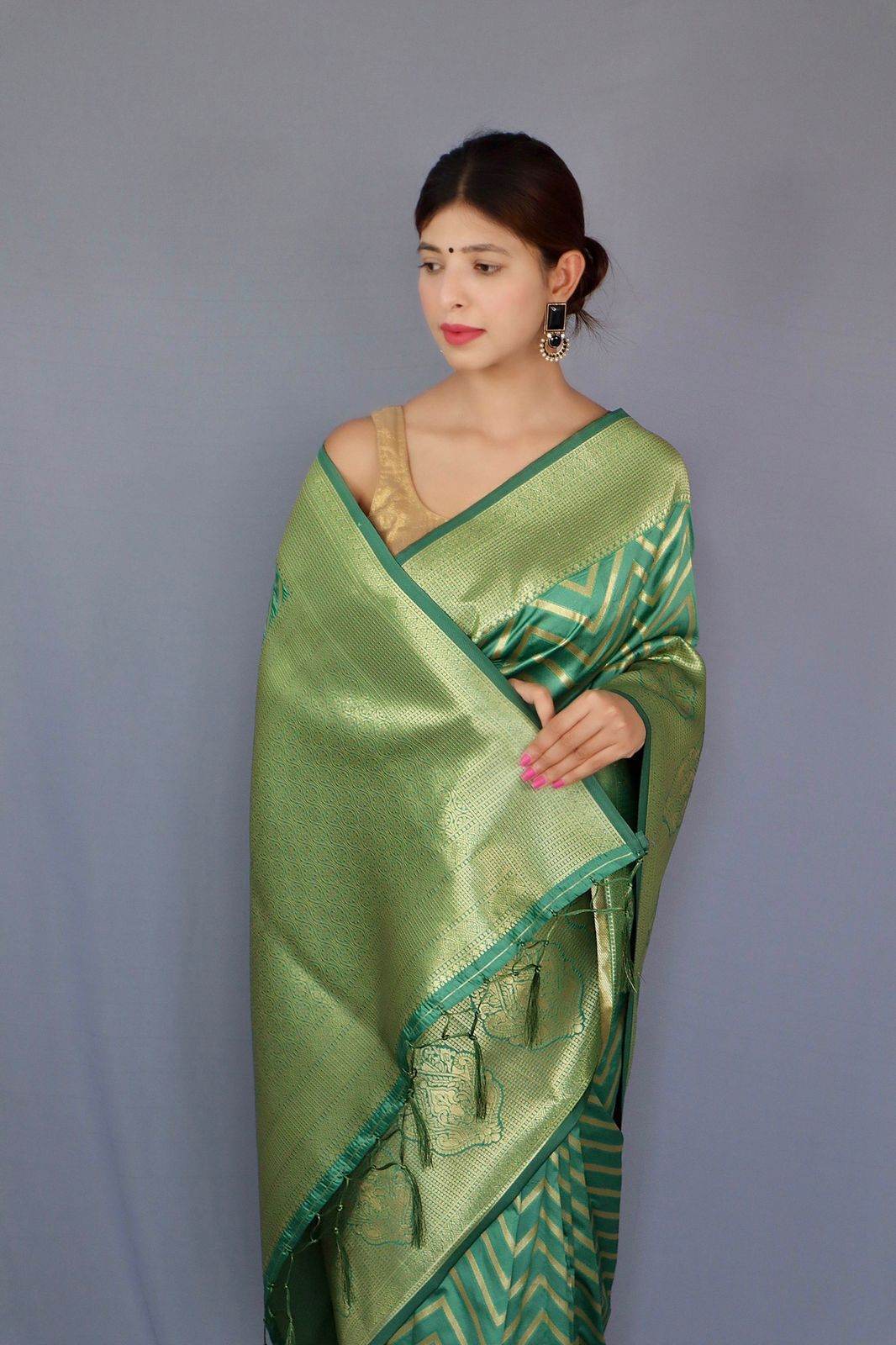 Pure Banarasi Silk Saree with Zari Weaving – Elegant & Royal - SEEANS