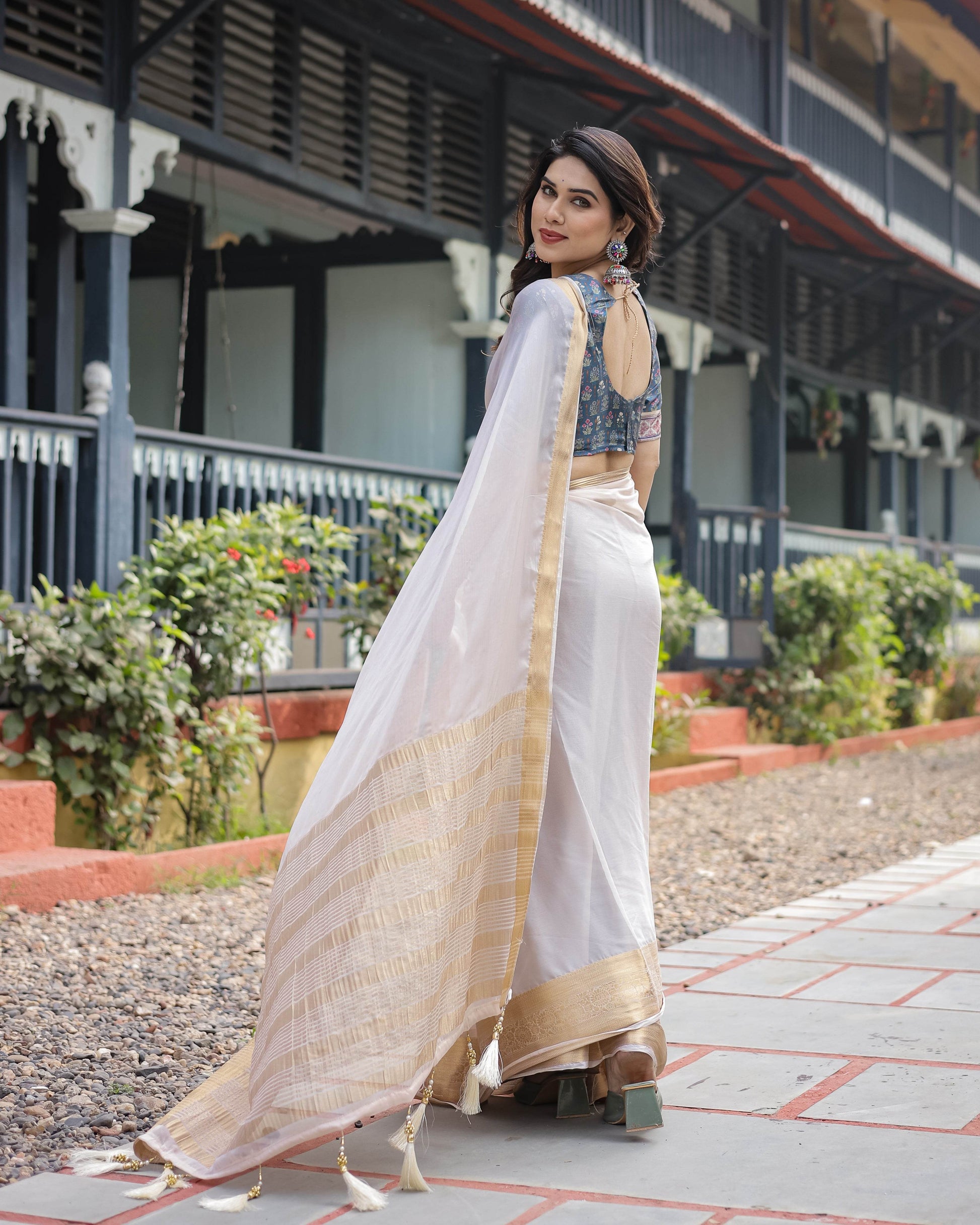 Ivory White Plain Chiffon Saree with Gold Zari Border, Floral Printed Blouse & Tassel Detailing - SEEANS