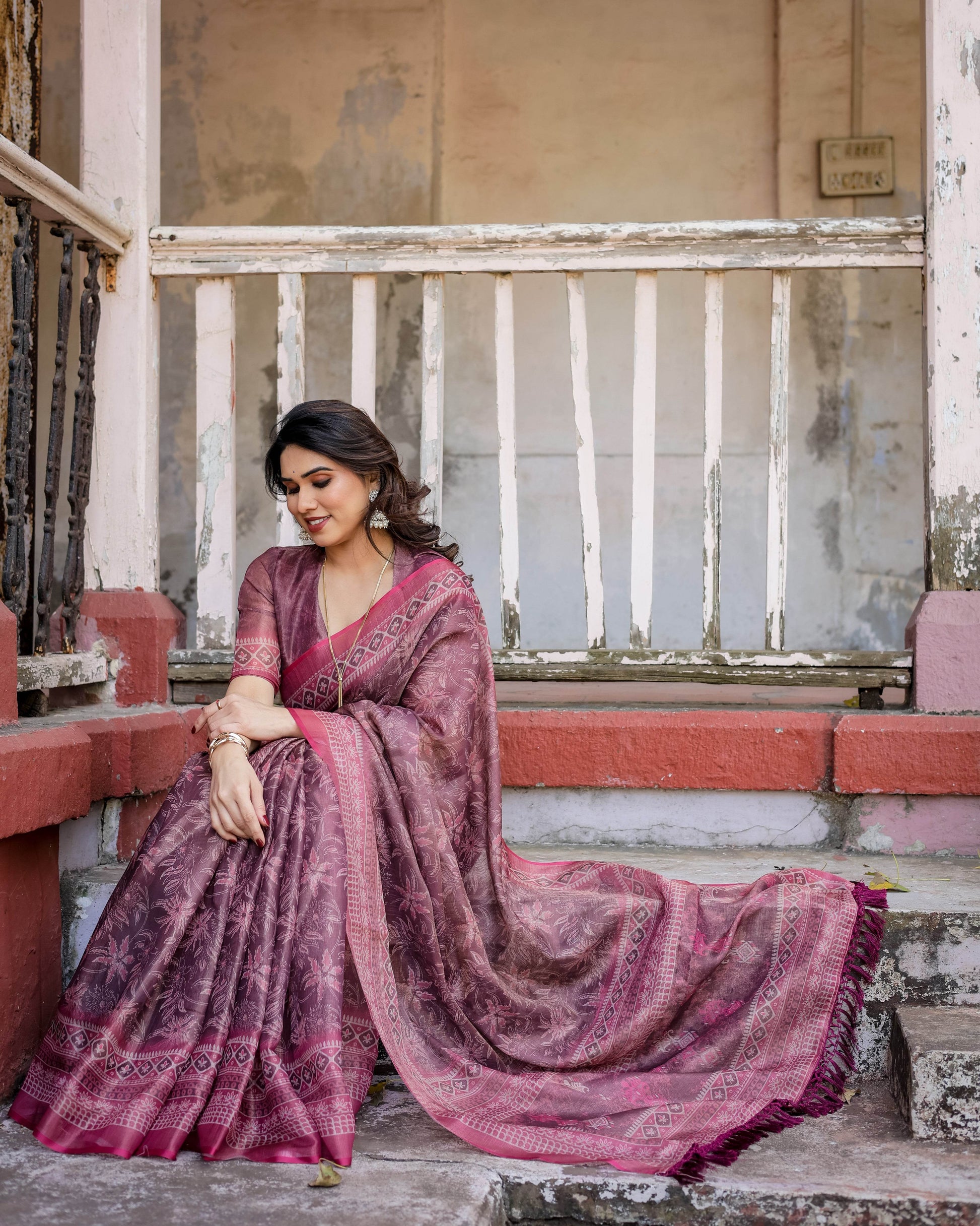 Multicolour Linen Saree with Traditional Patterns | Lightweight and Elegant - SEEANS
