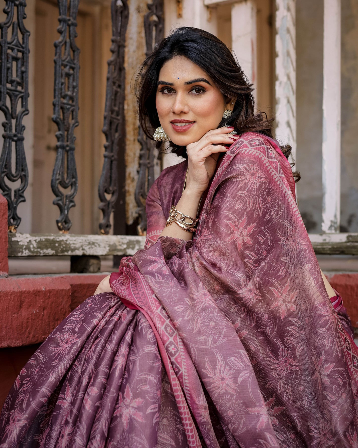 Multicolour Linen Saree with Traditional Patterns | Lightweight and Elegant - SEEANS
