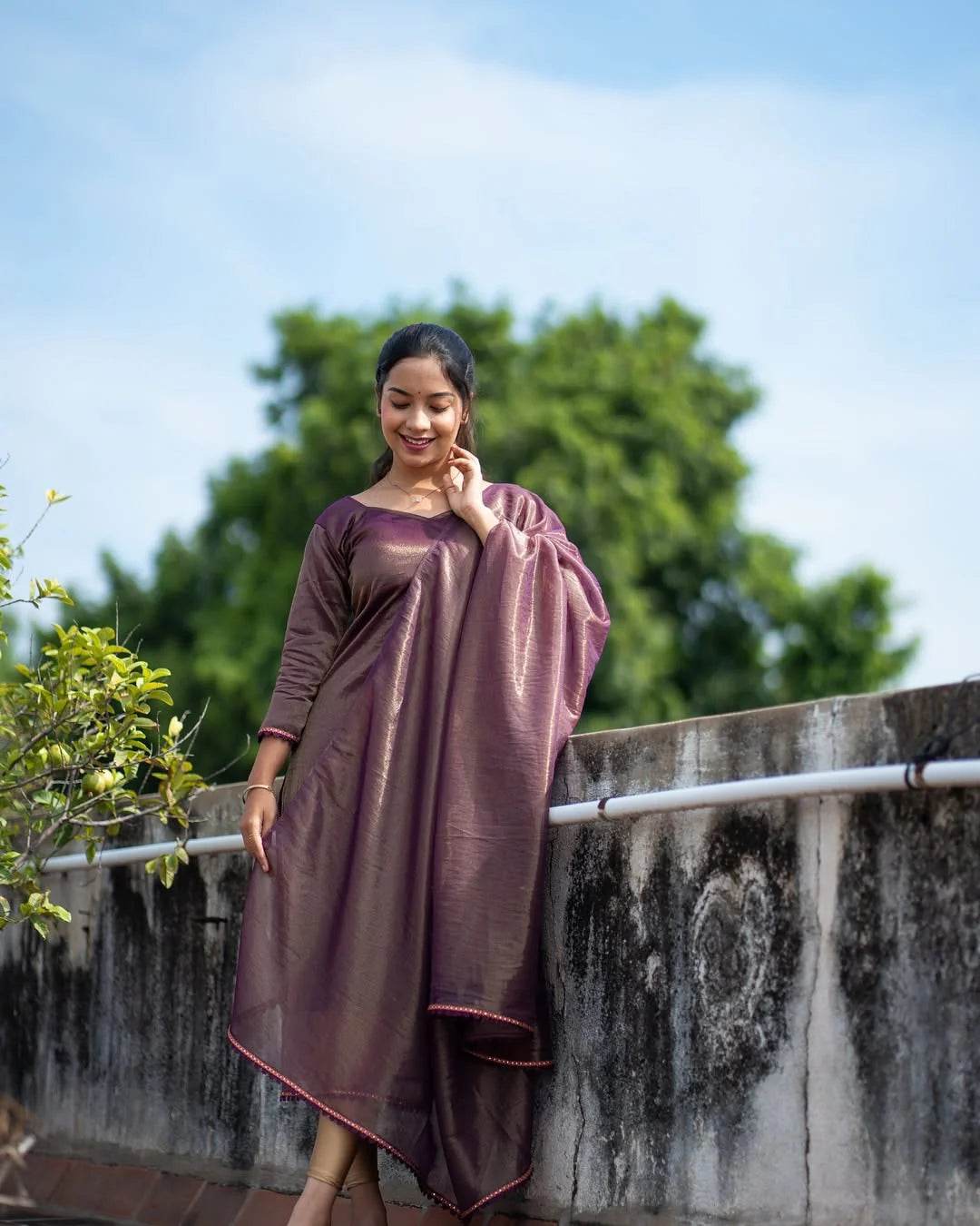 Women's Kurti and Dupatta Set - Space Silk Fabric | XS to XXL Sizes | 4 Colour Options - SEEANS