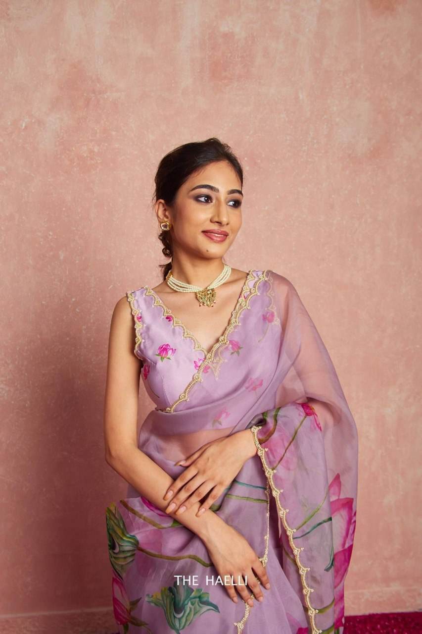 Organza Saree with Delicate Khatli Embroidery - SEEANS