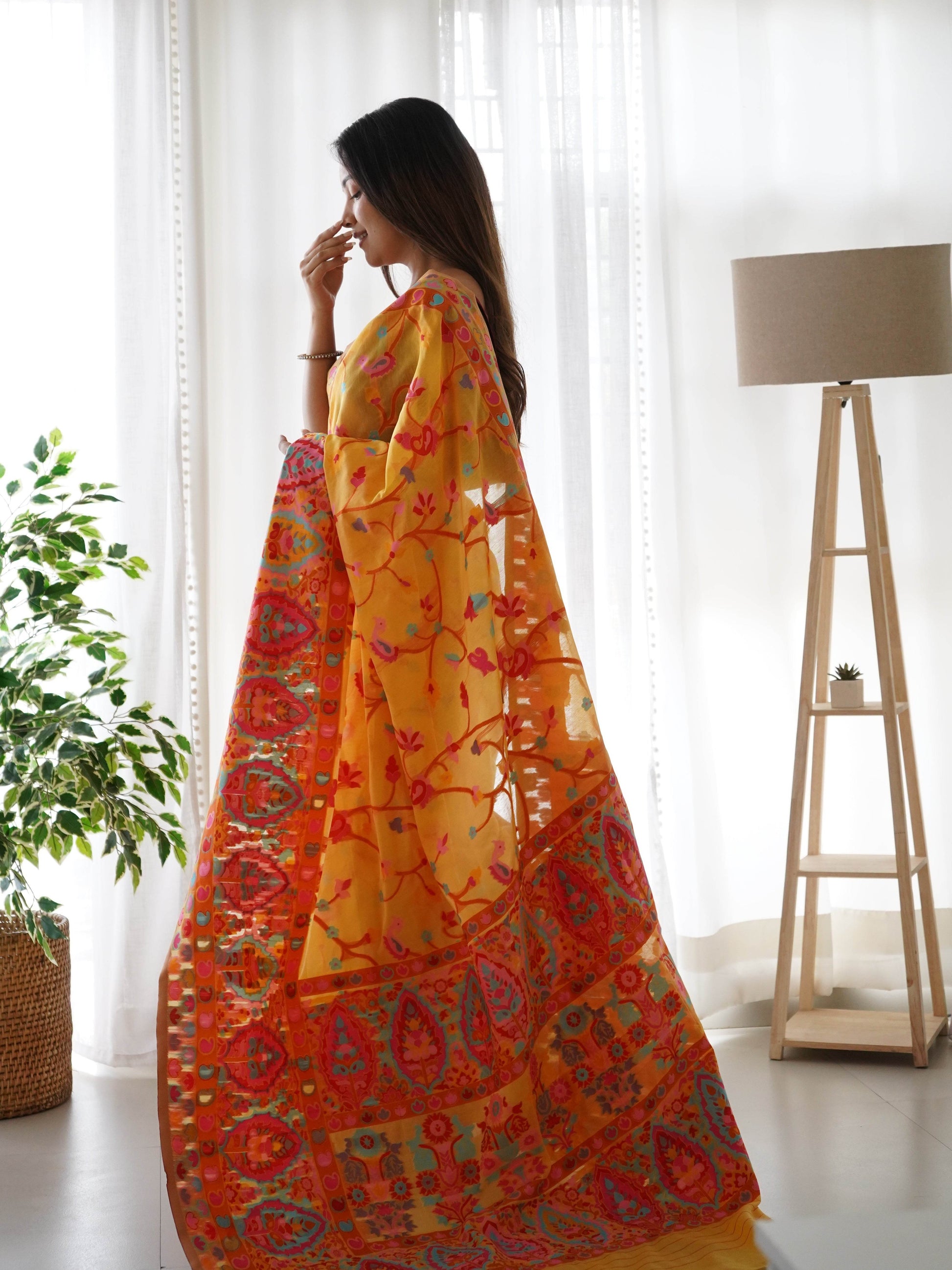 Kashmiri Pashmina Cotton Kachhi Work Multi Thread Saree - Traditional Elegance - SEEANS