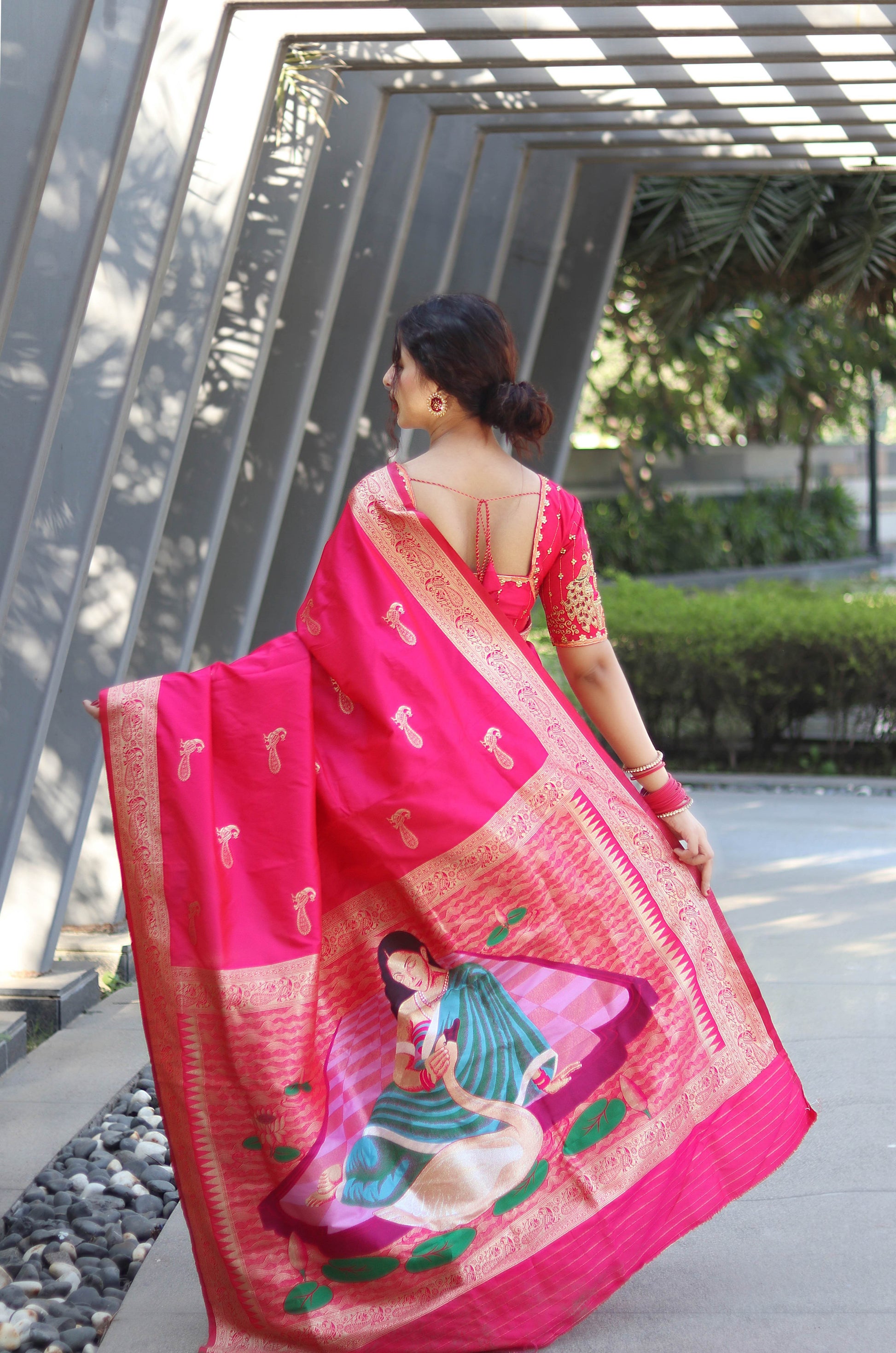 Pure Banarasi Silk Saree with Zari Weaving & Unstitched Blouse - SEEANS